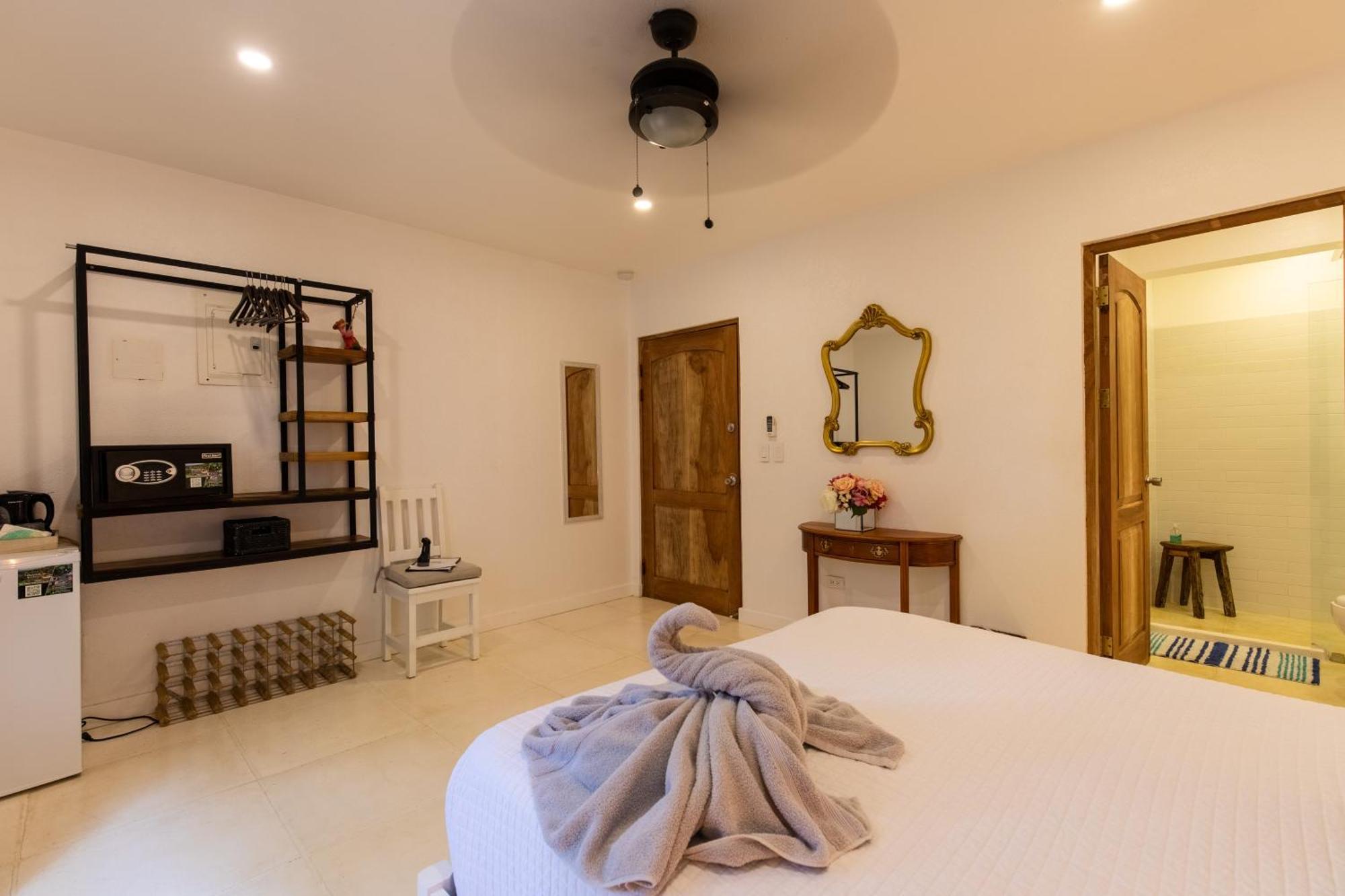 Casa Vitality Bed And Breakfast - Playa Guiones, Nosara - 4 Minute Walk To The Beach Exterior photo